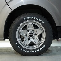 3941 平成30年 ハイエース DX セドナ タイプⅢ  全塗装済 内装架装車 2,000cc (ガソリン車) 3/6人乗り 4.1万kmのサムネイル