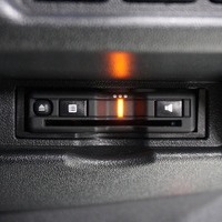 5011  令和1年式 トヨタ ハイエース スーパーGL ダークプライム 2WD 2,800cc(ディーゼル車）2/5人乗車 3.1万kmのサムネイル