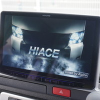 5045　平成31年式　ハイエース　DX　2WD　2700cc　ガソリン車　7人乗り　8ナンバーキャンピング　3.3万kmのサムネイル