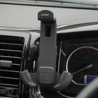 5057　令和1年式　ハイエース　スーパーGL　ダークプライムⅡ　2WD　2800cc　ディーゼル車　5人乗り　8.8万kmのサムネイル