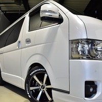 5050.令和4年式 ハイエース スーパーGL ダークプライムⅡ 2WD 2,800cc ディーゼル車 走行2.4万キロ 車検令和7年8月のサムネイル