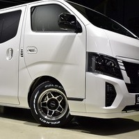 4829.令和7年式 キャラバン グランドプレミアムGX 2WD 2,000cc ガソリン車 走行7キロ　新車未登録のサムネイル