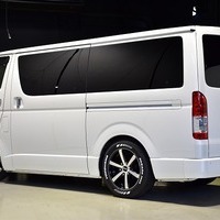5050.令和4年式 ハイエース スーパーGL ダークプライムⅡ 2WD 2,800cc ディーゼル車 走行2.4万キロ 車検令和7年8月のサムネイル