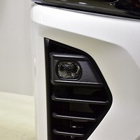 4829.令和7年式 キャラバン グランドプレミアムGX 2WD 2,000cc ガソリン車 走行7キロ　新車未登録のサムネイル