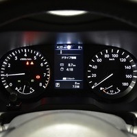 4829.令和7年式 キャラバン グランドプレミアムGX 2WD 2,000cc ガソリン車 走行7キロ　新車未登録のサムネイル