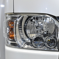 5025 平成26年式 レジアスエース スーパーGL  4WD 3,000cc (ディーゼル車) 2/5人乗車 5.6万kmのサムネイル