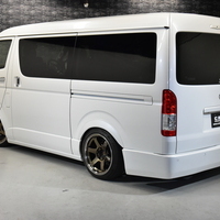 5038 令和5年式 ハイエース ワゴンGL  2WD 2,700cc (ガソリン車) 10人乗車 1.73万kmのサムネイル