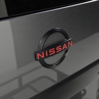 5056 令和3年式 日産 キャラバン グランドプレミアムGX 2WD 2,000cc (ガソリン車) 2/5人乗車 7,800kmのサムネイル