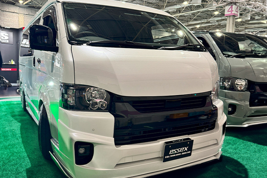 大阪オートメッセ 2025年 本日から開始!! 鋭意製作中の最新ハイエース＆キャラバンデモカーを間近で体感！NEWデモカー公開！サムネイル