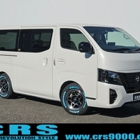 4825　キャラバン　GRANDプレミアムGX　2WD　2400cc　ディーゼル車　5人乗りのサムネイル