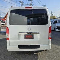 5008　令和1年式　ハイエース　スーパーGL　ダークプライムⅡ　2WD　2000cc　ガソリン車　5人乗り　4.9万kmのサムネイル