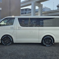 5008　令和1年式　ハイエース　スーパーGL　ダークプライムⅡ　2WD　2000cc　ガソリン車　5人乗り　4.9万kmのサムネイル