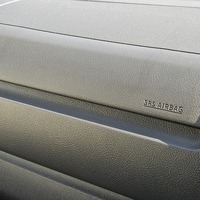 5008　令和1年式　ハイエース　スーパーGL　ダークプライムⅡ　2WD　2000cc　ガソリン車　5人乗り　4.9万kmのサムネイル