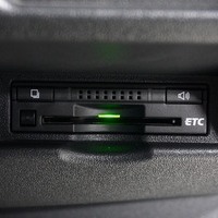 5378 平成26年式 ハイエース ワゴンGL 4WD 2,700cc (ガソリン車) 10人乗車 3.3万kmのサムネイル