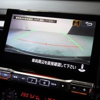 4989 令和7年式 三菱デリカ D:5 CHAMONIX 4WD 2,300cc (ディーゼル車)  8人乗りのサムネイル