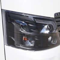 4828　キャラバン GRANDプレミアムGX 2WD 2,000cc (ガソリン車) 5人乗車 11㎞のサムネイル