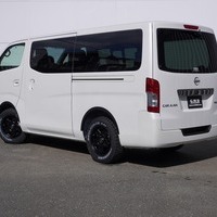 4828　キャラバン GRANDプレミアムGX 2WD 2,000cc (ガソリン車) 5人乗車 11㎞のサムネイル