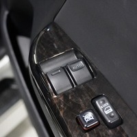5247 令和3年式 ハイエース スーパーGL　ダークプライムⅡ 2WD 2,000cc (ガソリン) 5人乗車 2.4万kmのサムネイル