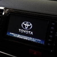 5247 令和3年式 ハイエース スーパーGL　ダークプライムⅡ 2WD 2,000cc (ガソリン) 5人乗車 2.4万kmのサムネイル