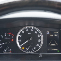 5051　令和3年式　ハイエース　スーパーGL　ダークプライムⅡ　4WD　2800cc　ディーゼル車　5人乗り　4.4万kmのサムネイル