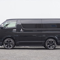 5196　令和5年式　ハイエース　スーパーGL　ダークプライムⅡ　2WD　2000cc　ガソリン車　5人乗り　1000kmのサムネイル