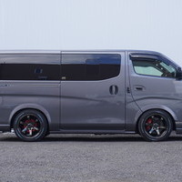5204　令和5年式　キャラバン　GRANDプレミアムGX　4WD　2400cc　ディーゼル車　5人乗り　0.3万kmのサムネイル