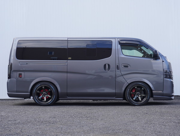 5204 令和5年式 キャラバン GRANDプレミアムGX 4WD 2400cc ディーゼル