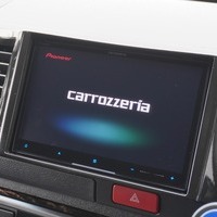 5383 令和4年式 ハイエース スーパーGL ダークプライムⅡ　2WD 2,800cc (ディーゼル) 2/5人乗車 1.8万kmのサムネイル