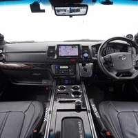 5383 令和4年式 ハイエース スーパーGL ダークプライムⅡ　2WD 2,800cc (ディーゼル) 2/5人乗車 1.8万kmのサムネイル