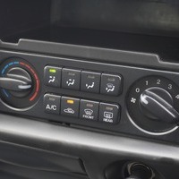 5397 令和1年式 ボンゴバン DX 2WD 1,800cc (ガソリン) 2/5人乗車 6.4万kmのサムネイル