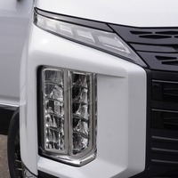 5202 登録済み未使用車 令和7年式 三菱 デリカD5 シャモニー 4WD 2,300cc (ディーゼル) 8人乗車 6kmのサムネイル