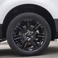 5202 登録済み未使用車 令和7年式 三菱 デリカD5 シャモニー 4WD 2,300cc (ディーゼル) 8人乗車 6kmのサムネイル