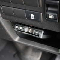4809　令和7年式　キャラバン　GRANDプレミアムGX　2WD　2400cc　ディーゼル車　5人乗り　75km　登録済み未使用車のサムネイル