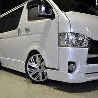 5060.平成26年式 ハイエース スーパーGL 2WD 2,000cc ガソリン車 走行10.7万キロ 検査1年付きのサムネイル