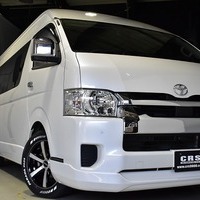 5410.令和5年式 ハイエースコミューター 3ナンバー 10人乗り 2WD 2,800㏄ ディーゼル車 走行5.8万キロ 車検令和8年4月のサムネイル