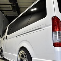 5048.平成29年式 ハイエース スーパーGL ダークプライム 2WD 3,000cc ディーゼル車 走行9.4万キロ 検査1年付きのサムネイル
