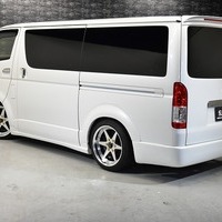5248 令和4年式 ハイエース スーパーGL　ダークプライムⅡ 2WD 2,800cc (ディーゼル車) 5人乗車 1.87万kmのサムネイル