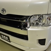 5410.令和5年式 ハイエースコミューター 3ナンバー 10人乗り 2WD 2,800㏄ ディーゼル車 走行5.8万キロ 車検令和8年4月のサムネイル