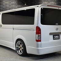 5248 令和4年式 ハイエース スーパーGL　ダークプライムⅡ 2WD 2,800cc (ディーゼル車) 5人乗車 1.87万kmのサムネイル