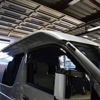 5410.令和5年式 ハイエースコミューター 3ナンバー 10人乗り 2WD 2,800㏄ ディーゼル車 走行5.8万キロ 車検令和8年4月のサムネイル