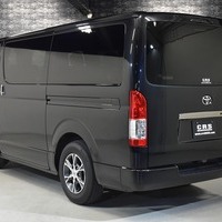 4754 令和4年式 ハイエース スーパーGL ダークプライムⅡ　4WD 2,800cc (ディーゼル) 2/5人乗車 2.5万kmのサムネイル