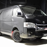 5344. 令和5年式 ハイエース  ワゴンGL 4WD 2,700㏄ ガソリン車 10人乗り 走行7,000km 車検令和8年2月のサムネイル