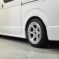 5247 令和3年式 ハイエース スーパーGL　ダークプライムⅡ 2WD 2,000cc (ガソリン) 5人乗車 2.4万kmのサムネイル