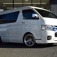 5105 令和5年式 ハイエース ワゴンGL 内装架装車両　2WD 2,700cc (ガソリン車) 10人乗車 7,000kmのサムネイル