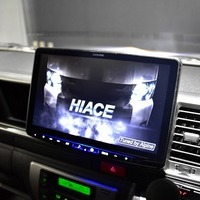 5344. 令和5年式 ハイエース  ワゴンGL 4WD 2,700㏄ ガソリン車 10人乗り 走行7,000km 車検令和8年2月のサムネイル