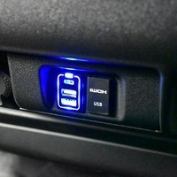 5344. 令和5年式 ハイエース  ワゴンGL 4WD 2,700㏄ ガソリン車 10人乗り 走行7,000km 車検令和8年2月のサムネイル