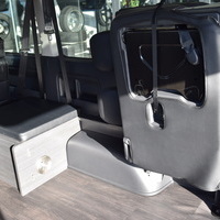 5105 令和5年式 ハイエース ワゴンGL 内装架装車両　2WD 2,700cc (ガソリン車) 10人乗車 7,000kmのサムネイル