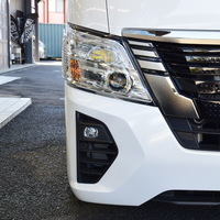 4830 キャラバン グランドプレミアムGX 2WD 2,000cc (ガソリン車) 5人乗車　のサムネイル