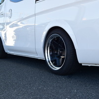 4830 キャラバン グランドプレミアムGX 2WD 2,000cc (ガソリン車) 5人乗車　のサムネイル