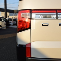 5199　令和7年式 デリカD:5 シャモニー 4WD 2,300㏄ ディーゼル車 登録済み未使用車のサムネイル